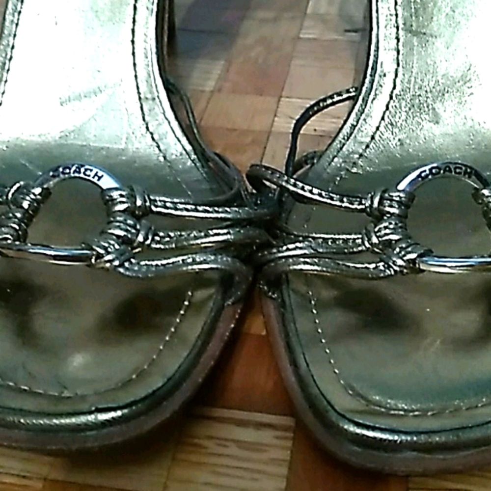 COACH size 7.5 gold heels